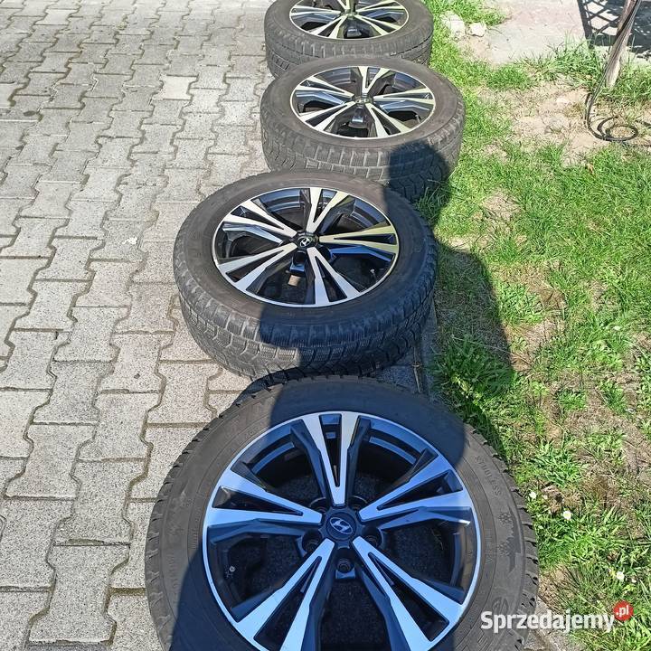 Hyundai Tucson sprzedam opony zimowe z felgami Dąbrowa Górnicza
