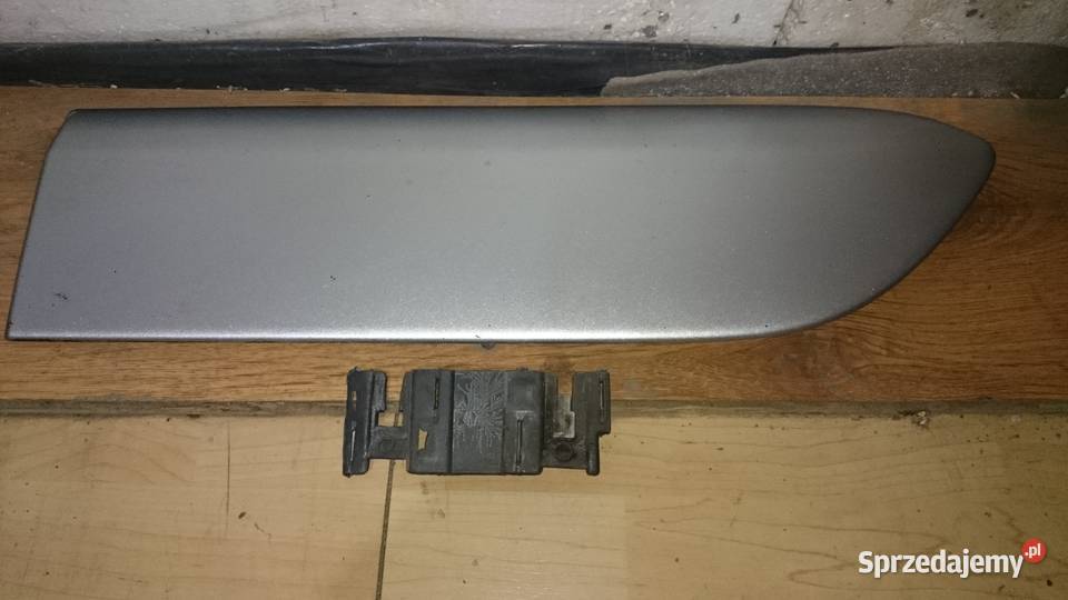 Toyota RAV4 Listwa drzwi lewy tył 1D4 Karoseria Iłownica