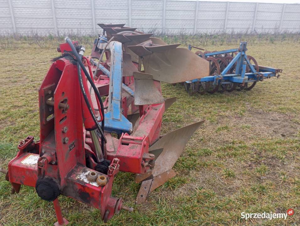 Pług obrotowy naud sprzedam