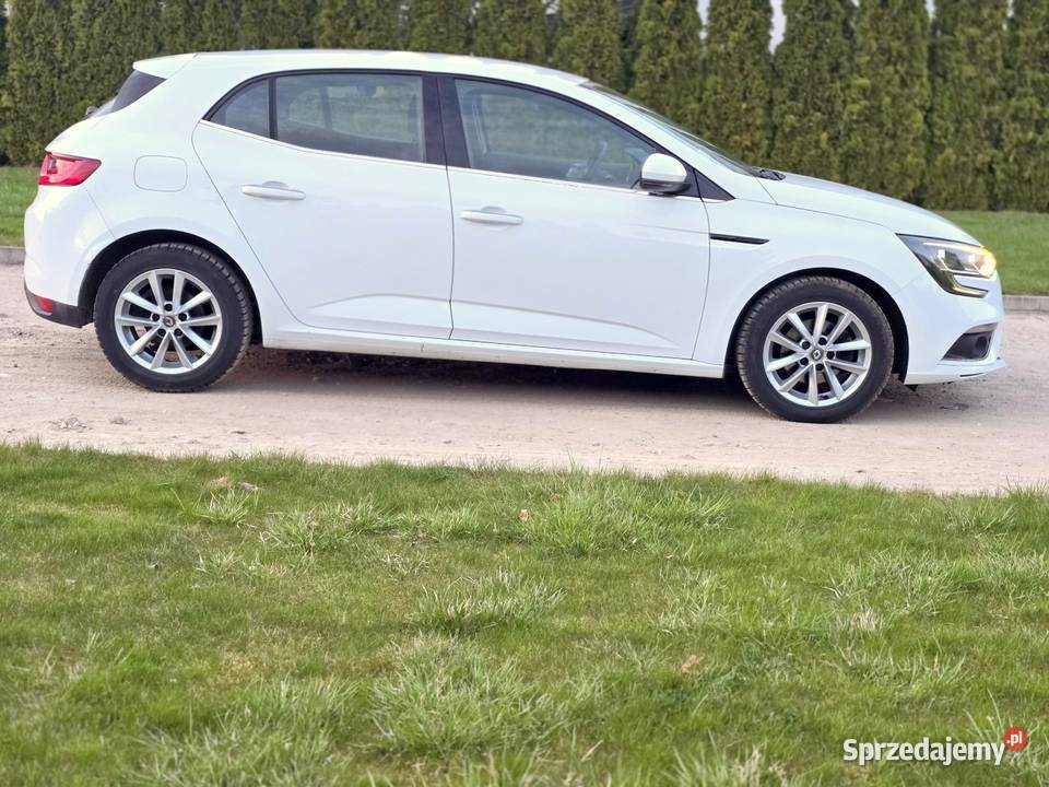 Renault Megane IV 12 Kamera Navi PDC Alu felgi sprowadzony Turek