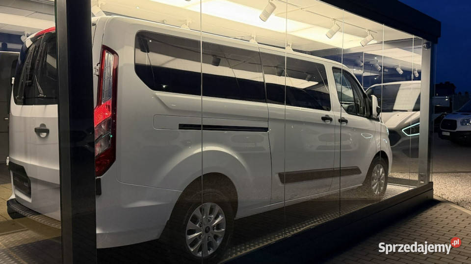 Ford Tourneo Custom 20TDCI 130 Wersja Long 9 Zarejestrowany w Polsce Radom
