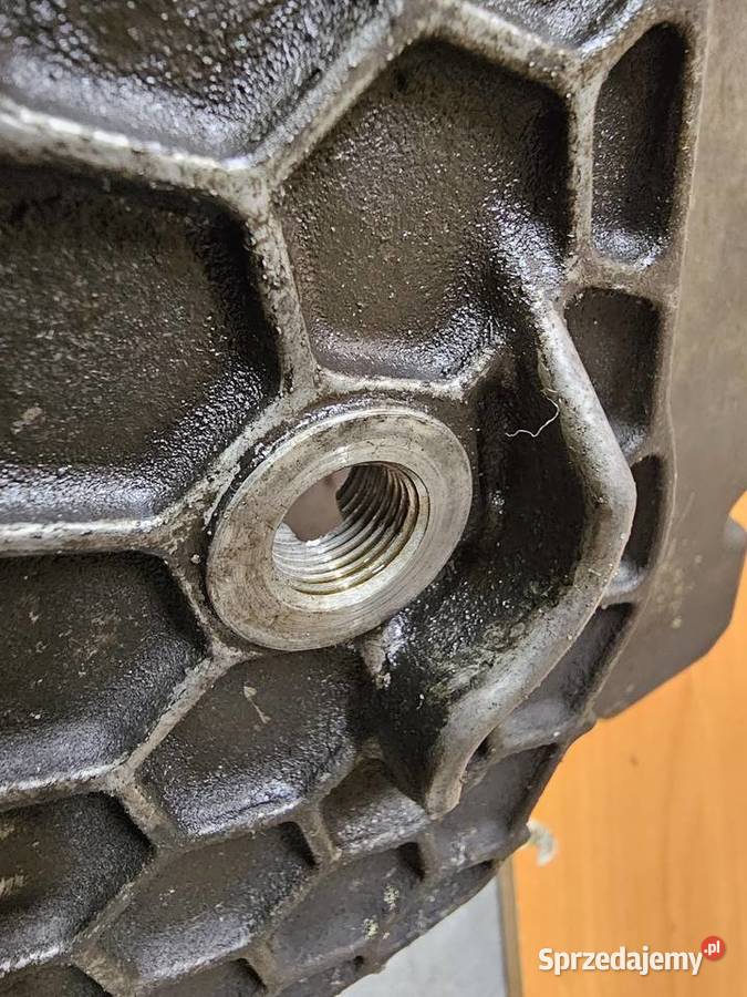 Suzuki GSX 600 miska oleju olejowa pokrywa Dolna Jelenia Góra