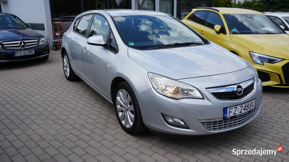 Opel Astra zarejestrowany ubezpieczony Gwarancja kurtyny powietrzne Zielona Góra