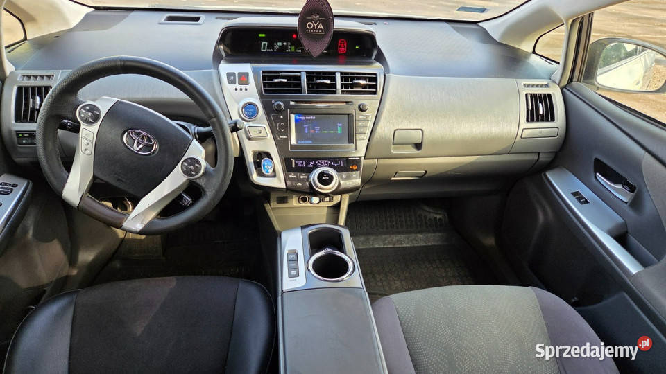 Toyota Prius 18 HSD 136 LPG Hand free 7 osobowy światła przeciwmgielne Otwock Mały