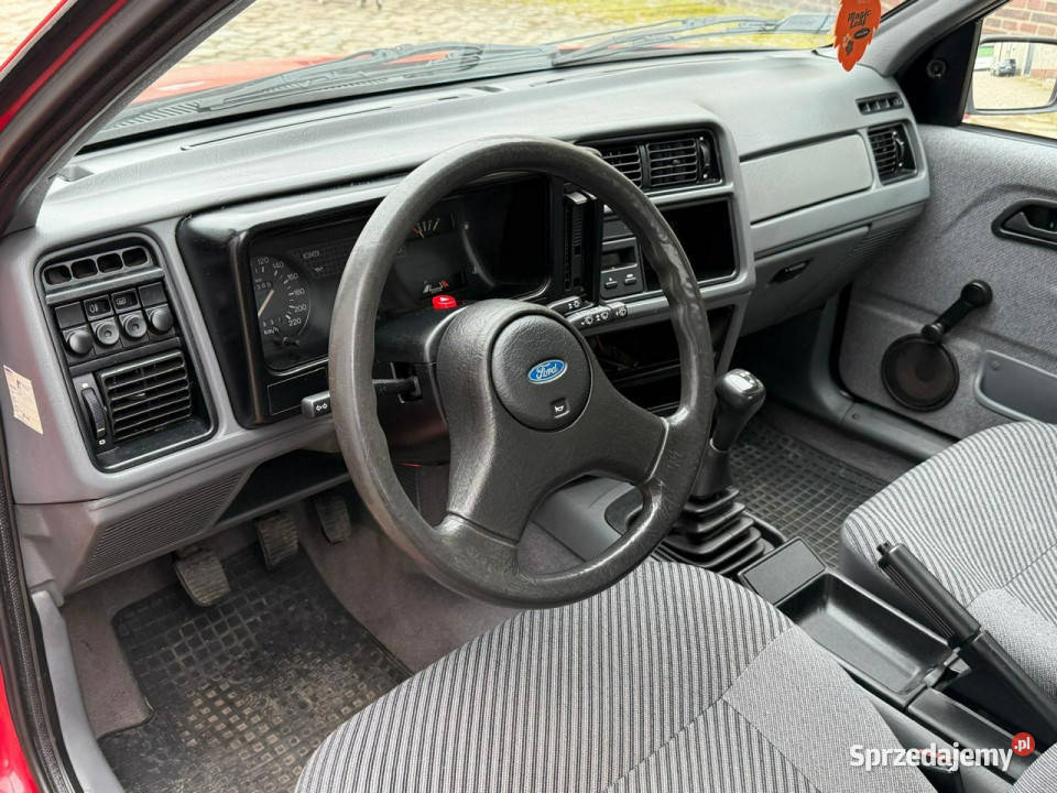 Ford Sierra 1988 Ford Sierra 20 Benzyna Koszalin