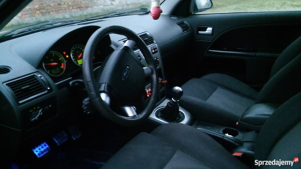 Ford mondeo mk3 2002r 130 uszkodzony komputer pokładowy zachodniopomorskie Stargard sprzedam