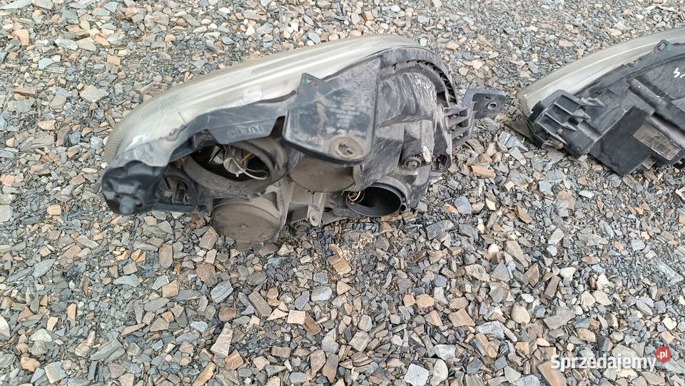 Lampa przednia prawa lewa przód Iveco Daily 3 Radłów