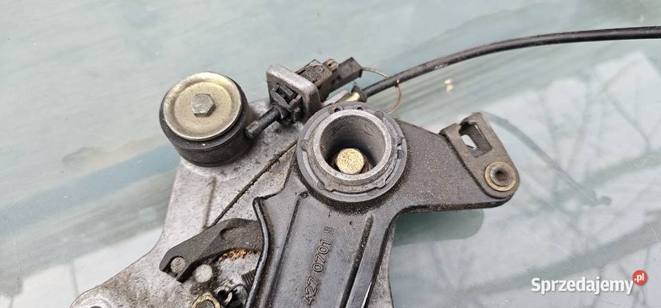 Pedał hamulca recznego mercedes w124 1244270701