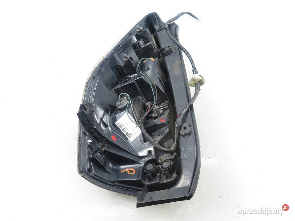 LAMPA PRAWA TYLNA MAZDA 5 CR19