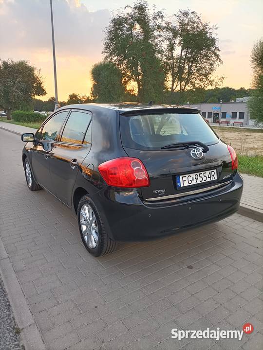 TOYOTA AURIS 14 benzyna 2008 prywatne benzyna Gorzów Wielkopolski