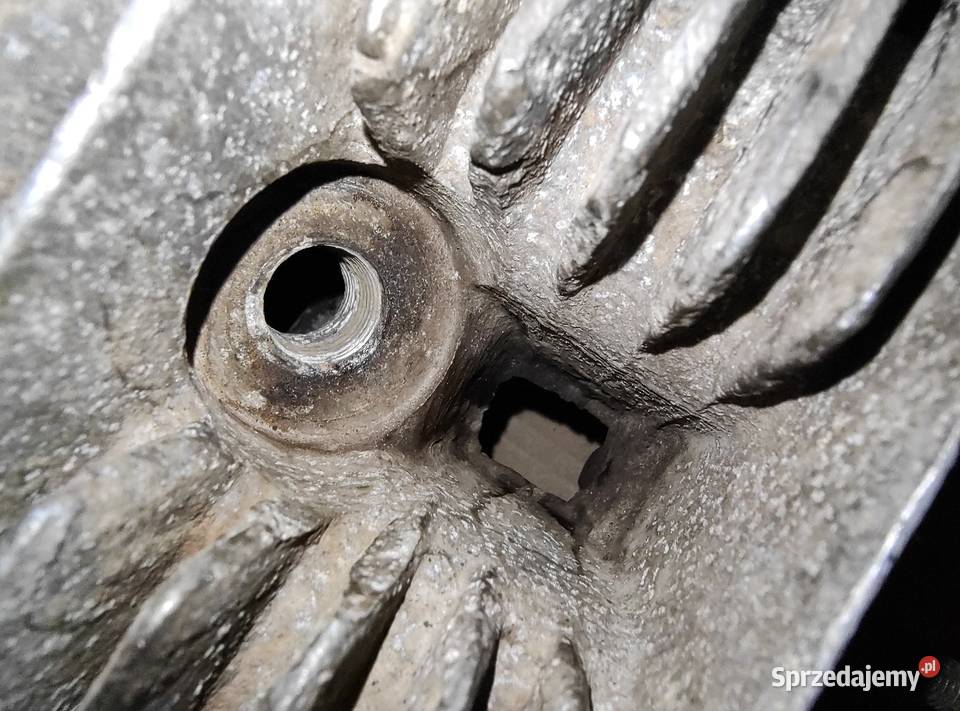 Lewa głowica Ural M62 M63 M66 Leszno