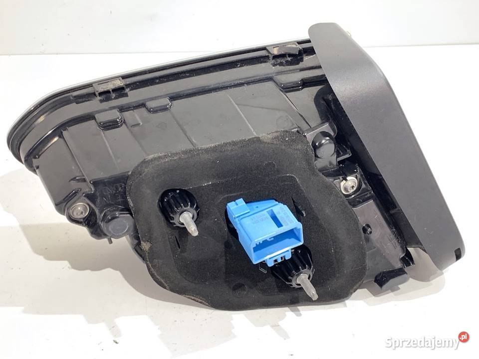 LAMPA TYŁ PRAWA WEWNĘTRZNA VW ARTEON 3G8945308AF