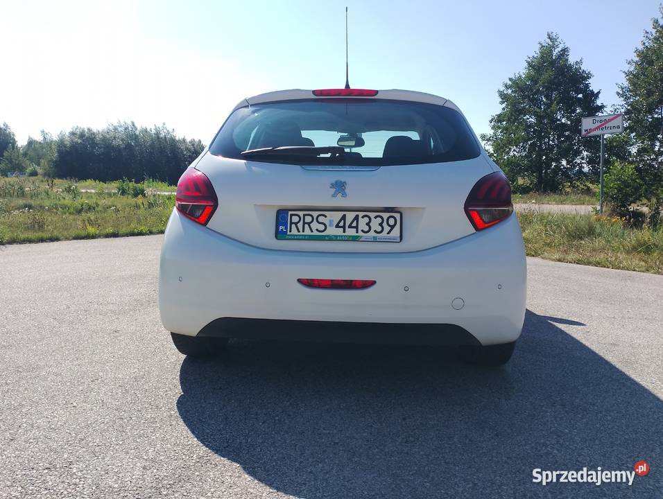 Peugeot 208 benzyna gaz2017 Rok produkcji 2017 Straszęcin