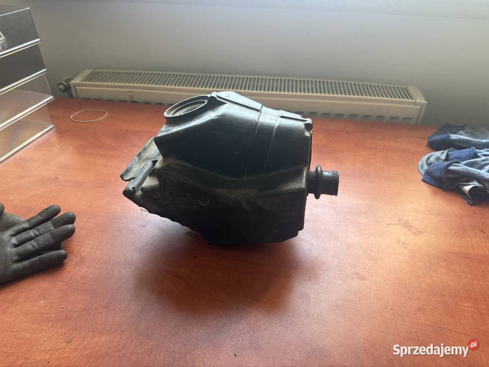 Obudowa filtra powietrza Simson SR50 org DDR Cierpice sprzedam