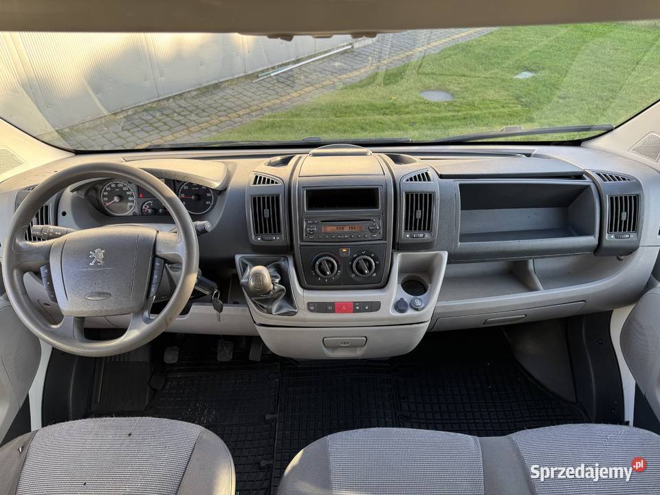 Peugeot BOXER 22 DIESEL Klimatyzacja 6 Osobowy welurowa tapicerka Konin