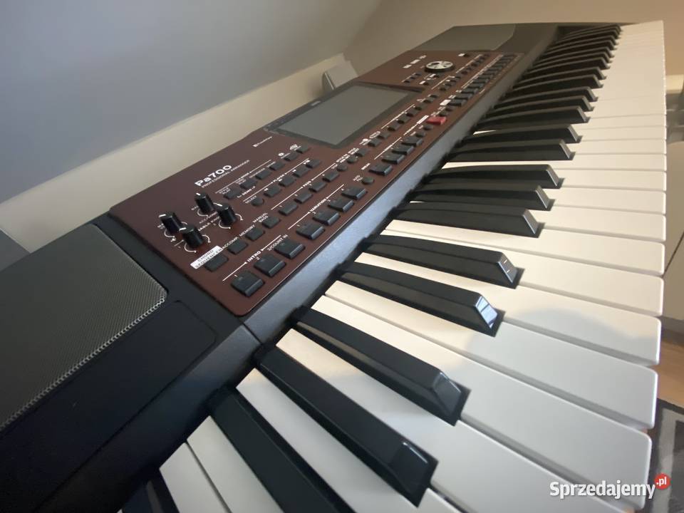 Sprzedam Korg PA 700 Sanok