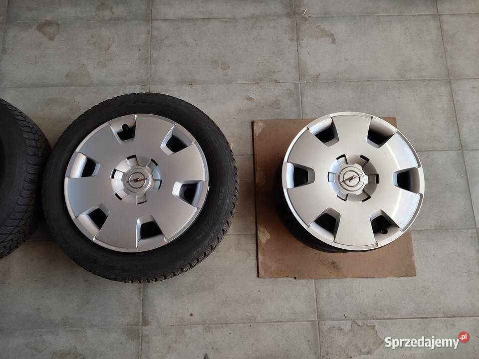 Felgi stalowe Opel 4 kołpaki oryginalne opony 3 sprzedam