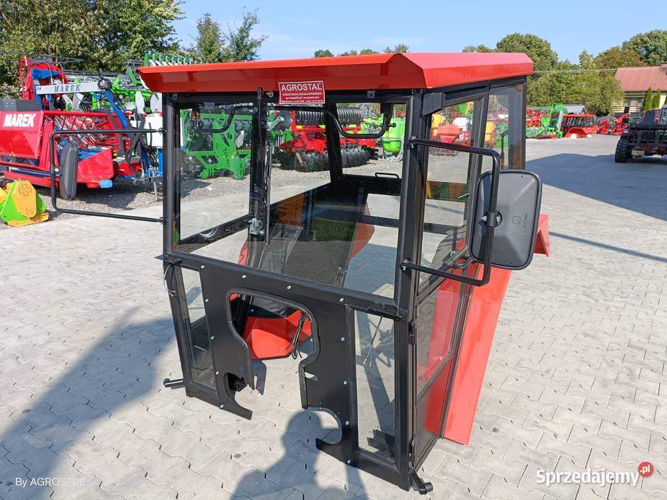 KABINA URSUS C330 SZYSZKA z błotnikami nieuszkodzony lubelskie Tarnogród sprzedam