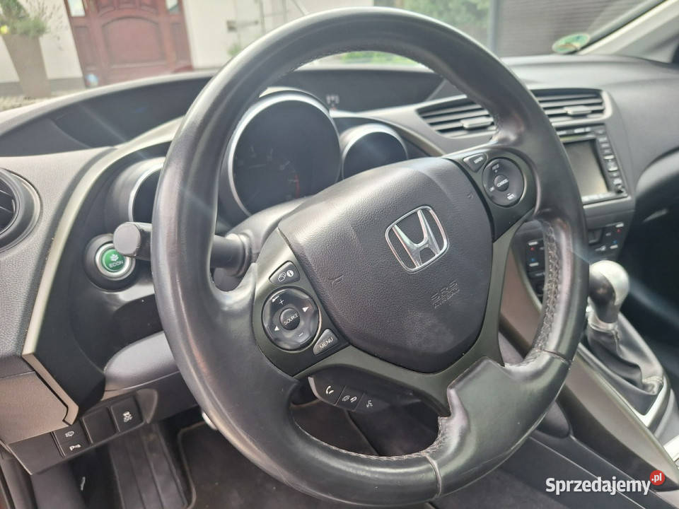 Honda Civic 18i 141 Executive Skóra BiXsenon IX 1798cm3 Mysłowice sprzedam