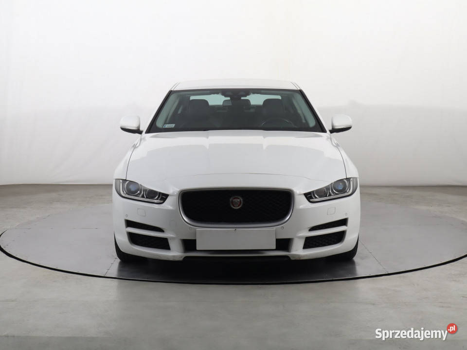 Jaguar XE 20d