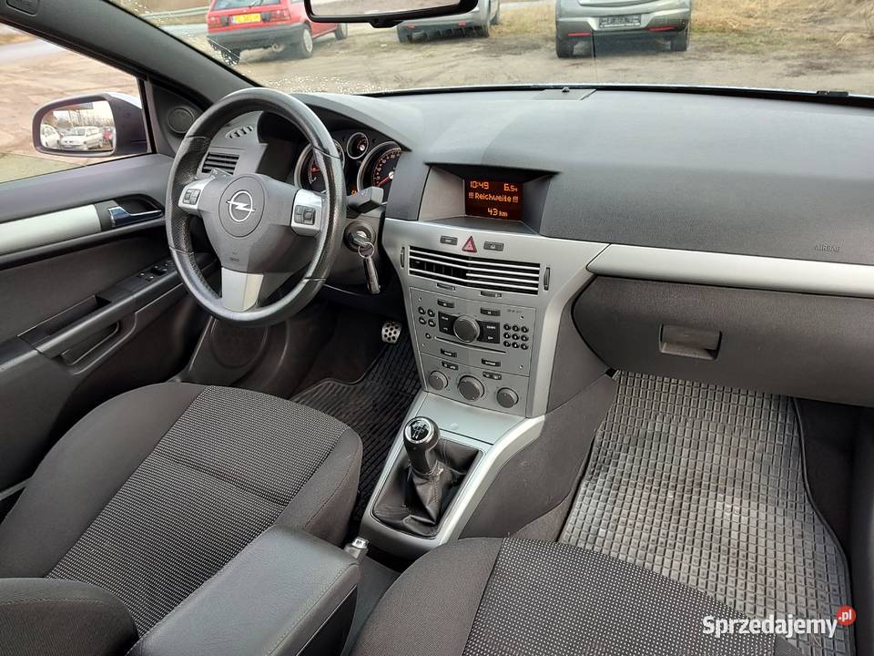 OPEL ASTRA GTC 16 BENZNA Leszno