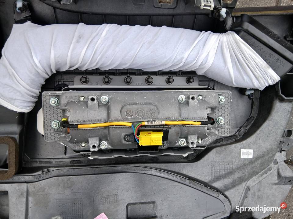 Deska rozdzielcza Audi A6 C6 Rybnik Szczerbice