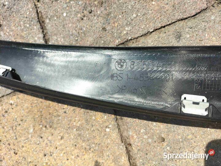 Listwa ramy szyby drzwi lewy przód BMW E46 Poręba