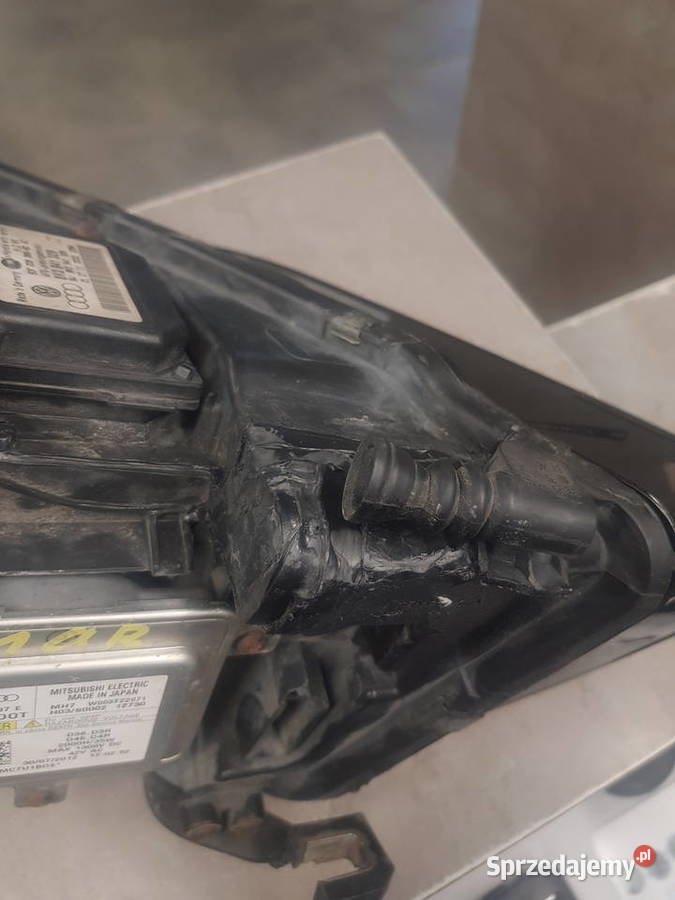 Lampa prawa do Audi a4 b8 używana Kończyce Małe