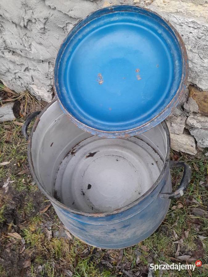 Duży stalowy stary gar garnek kociołek zabytek Dąbrowa Górnicza