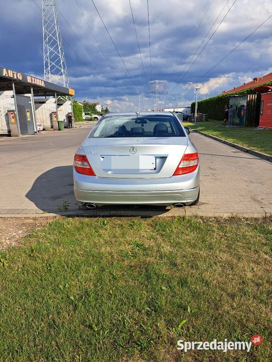 Mercedes Benz C300 Samochody osobowe