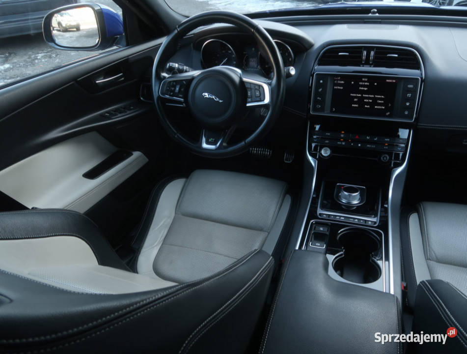 Jaguar XE 20t klimatyzacja XE Łódź sprzedam