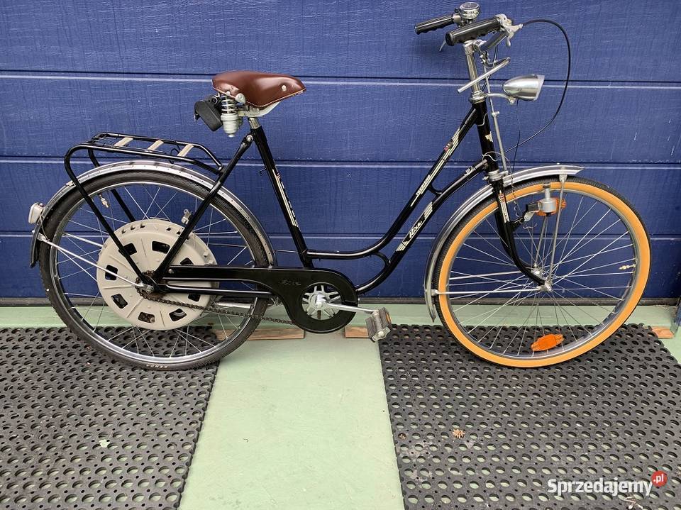 Silnik spalinowy w tylnym kole rowerowym Łomianki