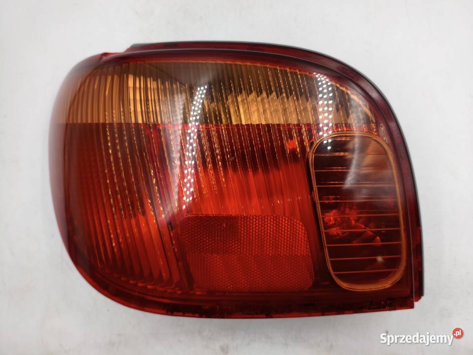 Lampa Lewy Tył Tylna Lewa Toyota Yaris I KOITO lewe