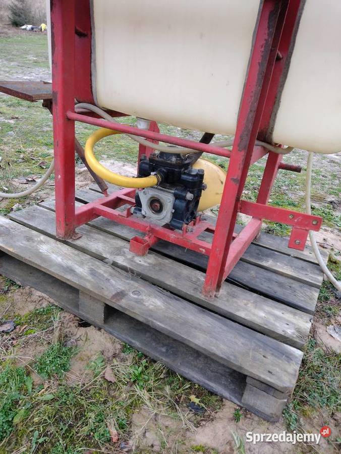Opryskiwacz 400 l lance 12 m ładny