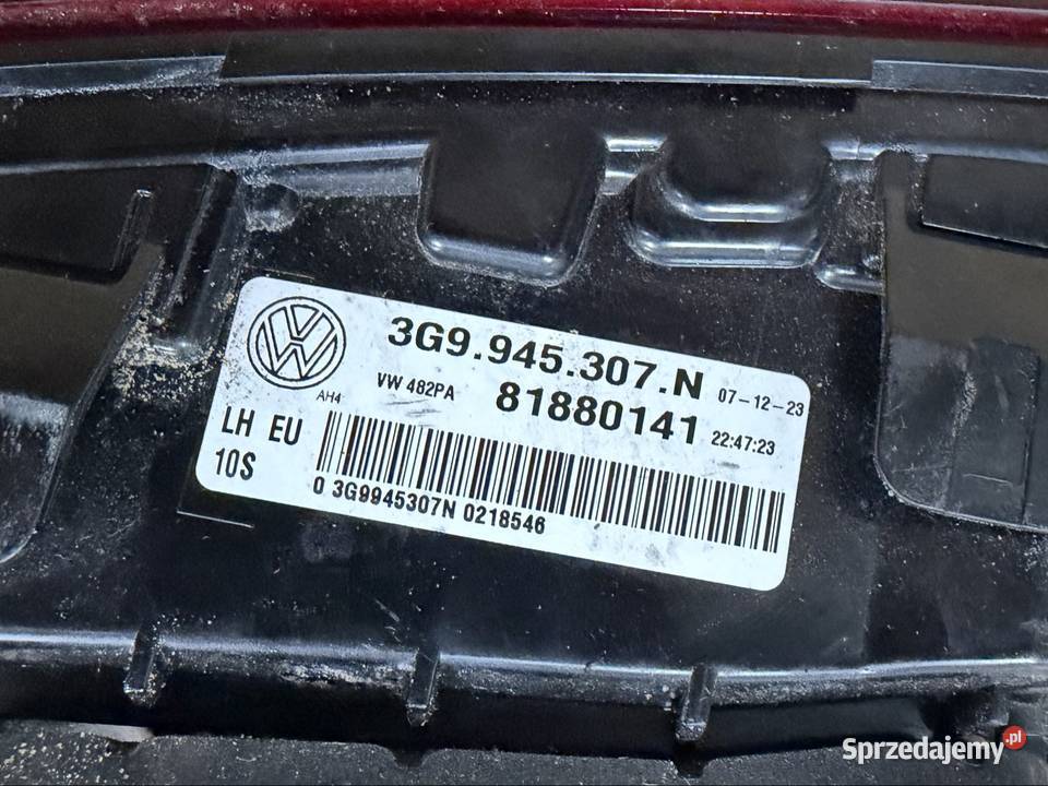 LAMPA LEWA TYŁ TYLNA W KLAPĘ VW PASSAT B8 LIFT osobowe Drezdenko