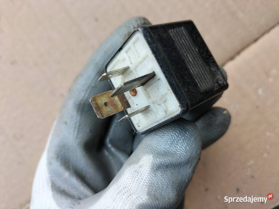 PRZEKAŹNIK SKODA 217 443951253S osobowe Kamień-Kolonia