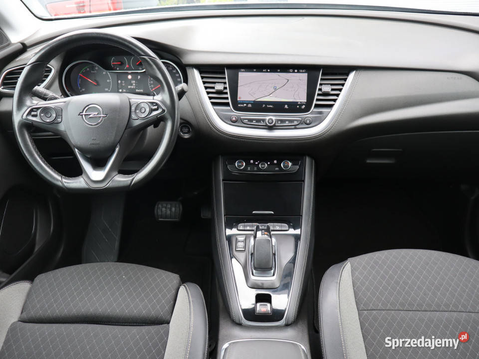 Opel Grandland Plugin Hybrid4 światła przeciwmgielne Grandland X