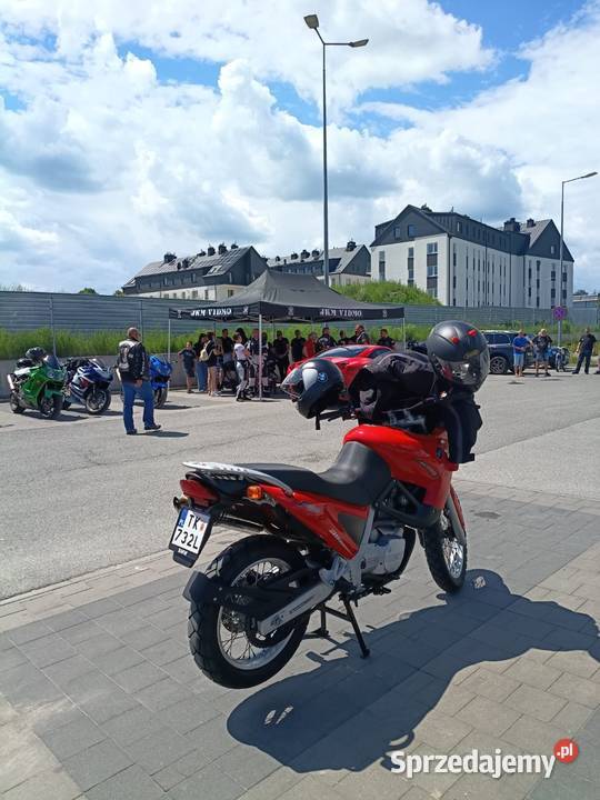 BMW F650 funduro czerwony