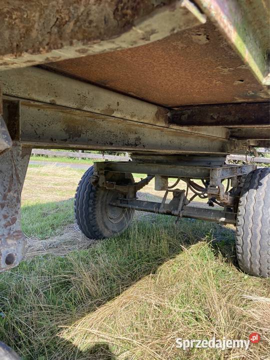 Przyczepa rolnicza D 47 WYWROTKA Niemcza