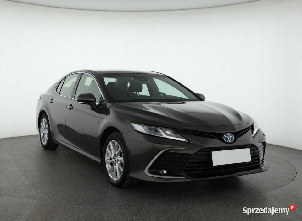 Toyota Camry 25 Hybrid Sedan / Limuzyna Camry Piaseczno
