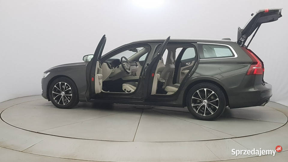 Volvo V60 B4 D Momentum Pro Z Polskiego Salonu Warszawa