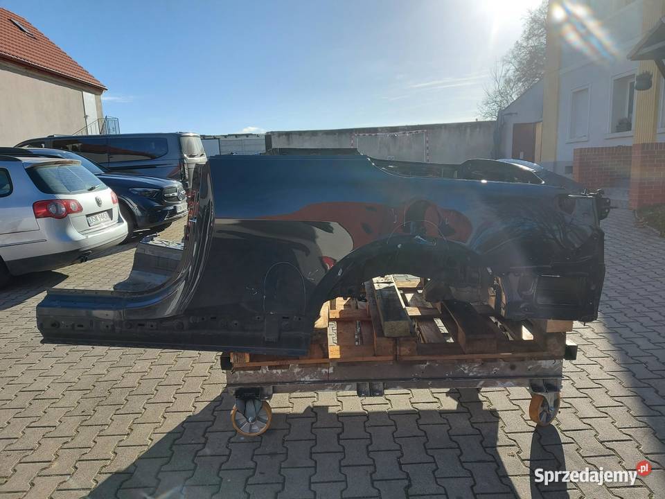 BMW G23 M440i Cabrio Podłoga bagażnika wanna osobowe