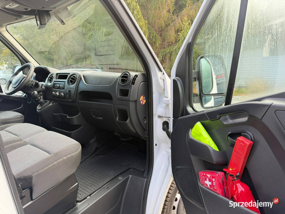 Renault Master L2H2 średniak 7osobowy brygadówka czujnik parkowania Warszawa