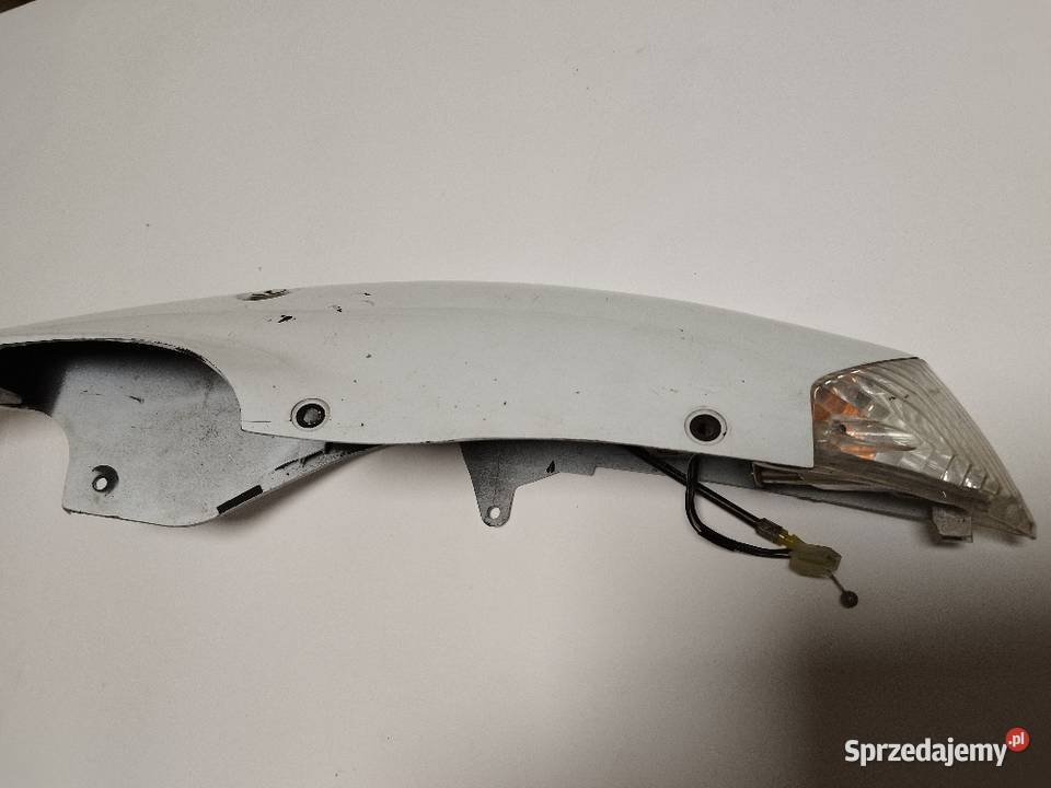 Ogon owiewka lewa zadupek Suzuki GSXR k6 k7 Turek