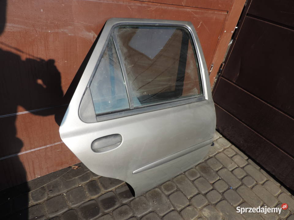 DRZWI TYLNE PRAWE FORD FIESTA MK4 5D KOLOR M8 Nowy Sącz