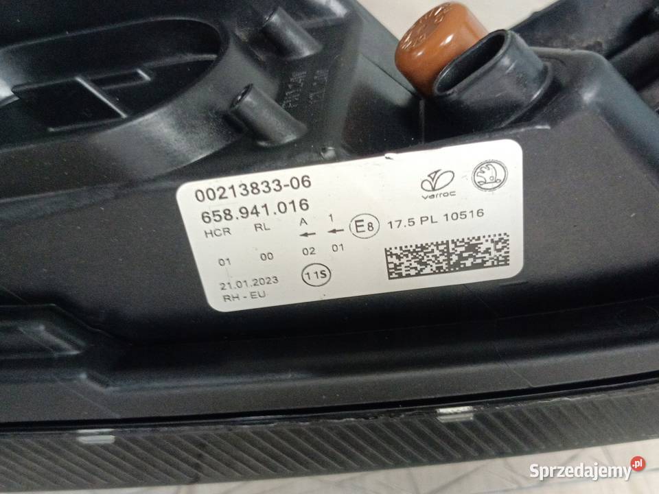 SKODA KAMIQ LAMPA PRZEDNIA PRZOD FULL LED PRAWA osobowe Przemęt