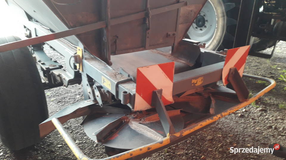 Rozsiewacz do wapna Bredal 7ton mazowieckie Iłża
