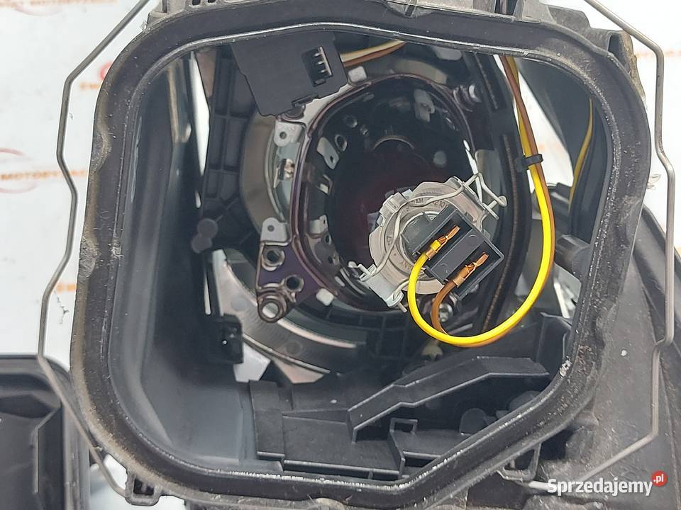 VOLVO C30 12r lampa prawa przód 31299821 ANGLIK Kielce