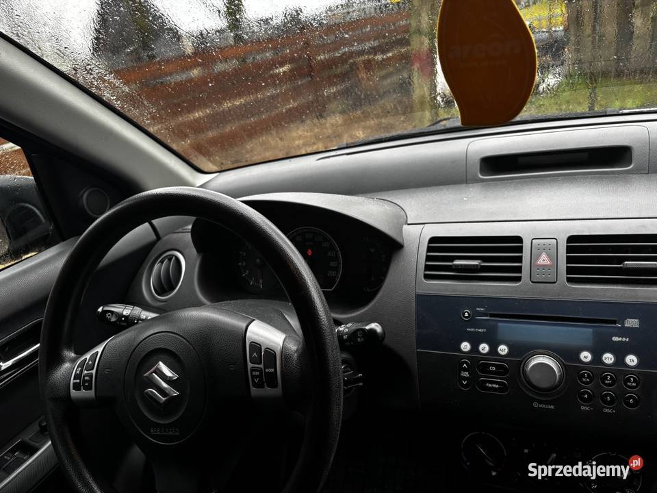 Suzuki Swift 13 czysta benzyna niski przebieg Wasilków