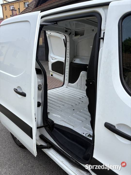 Citroen Berlingo 16 hdi 100 3 osobowy klimatyzacja
